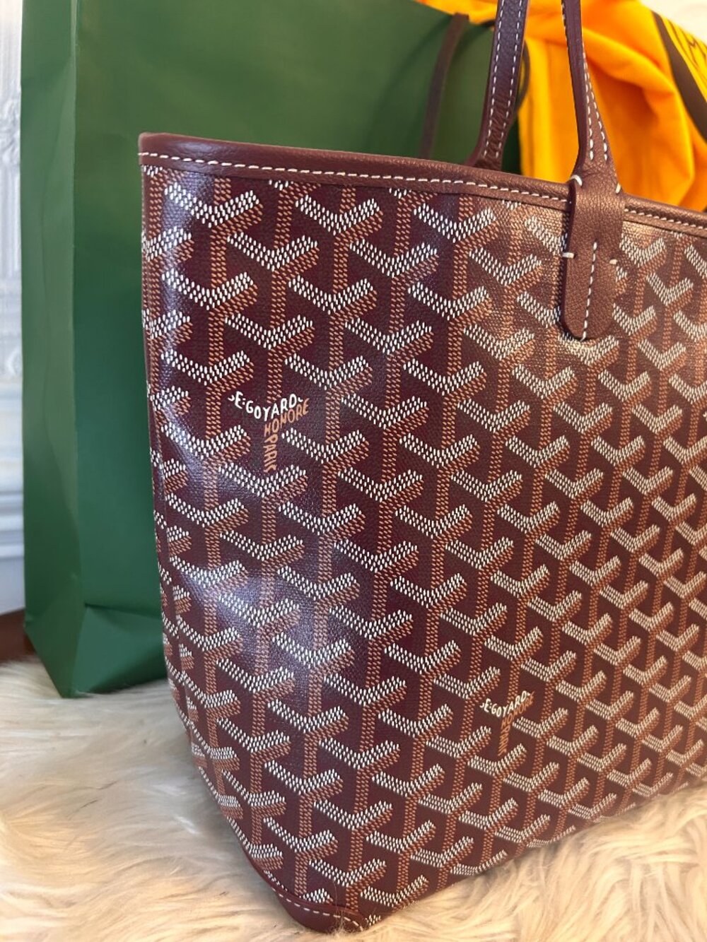 GOYARD Artois PM in Bordeaux with shopping tote, dust bag, original receipt - Picture 4 of 11